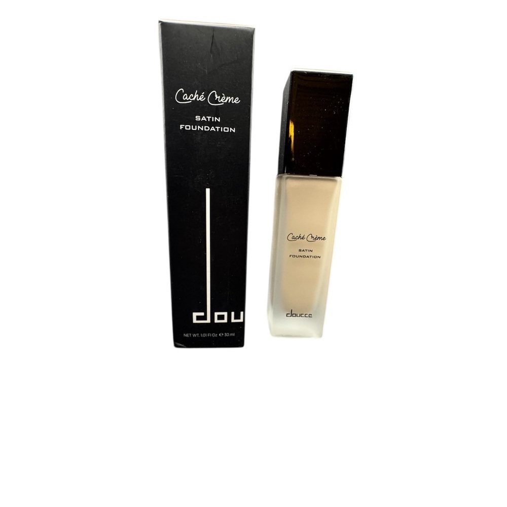 NIB Doucce Cream Foundation- Shade NL1